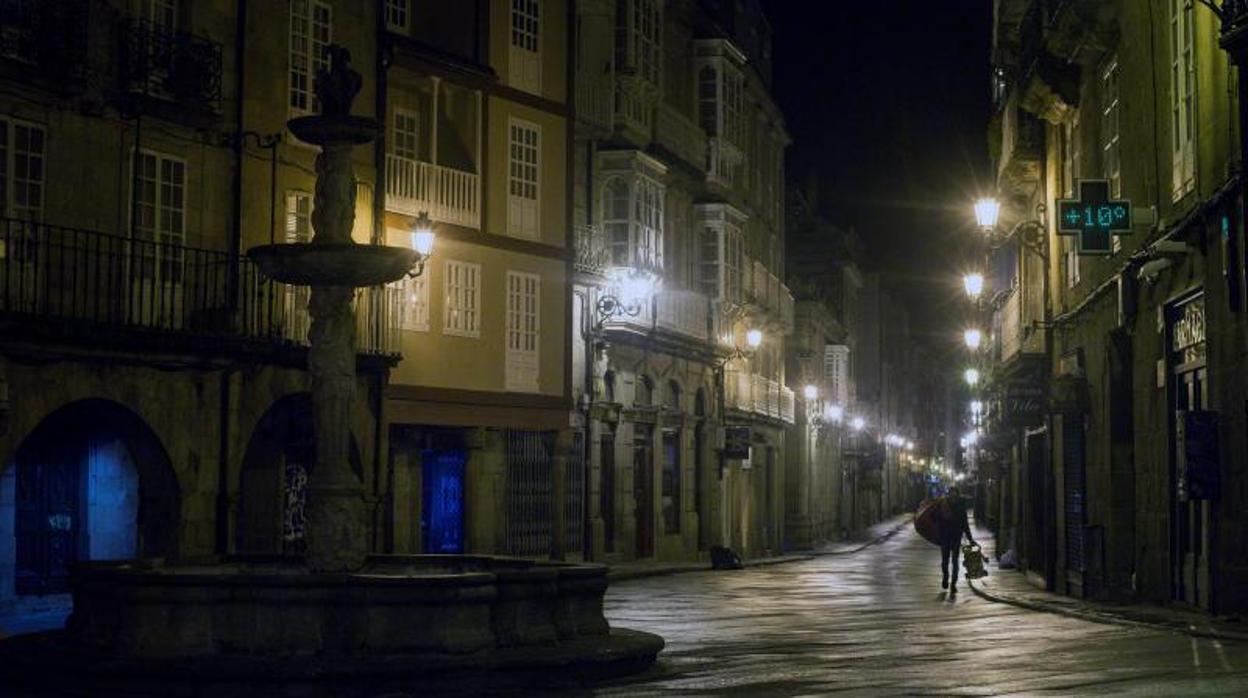 Vista de una calle de Orense, cerrada perimetralmente por la Xunta