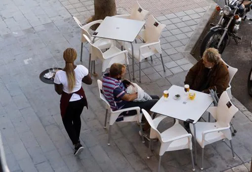 Imagen de una terraza tomada en la ciudad de Alicante