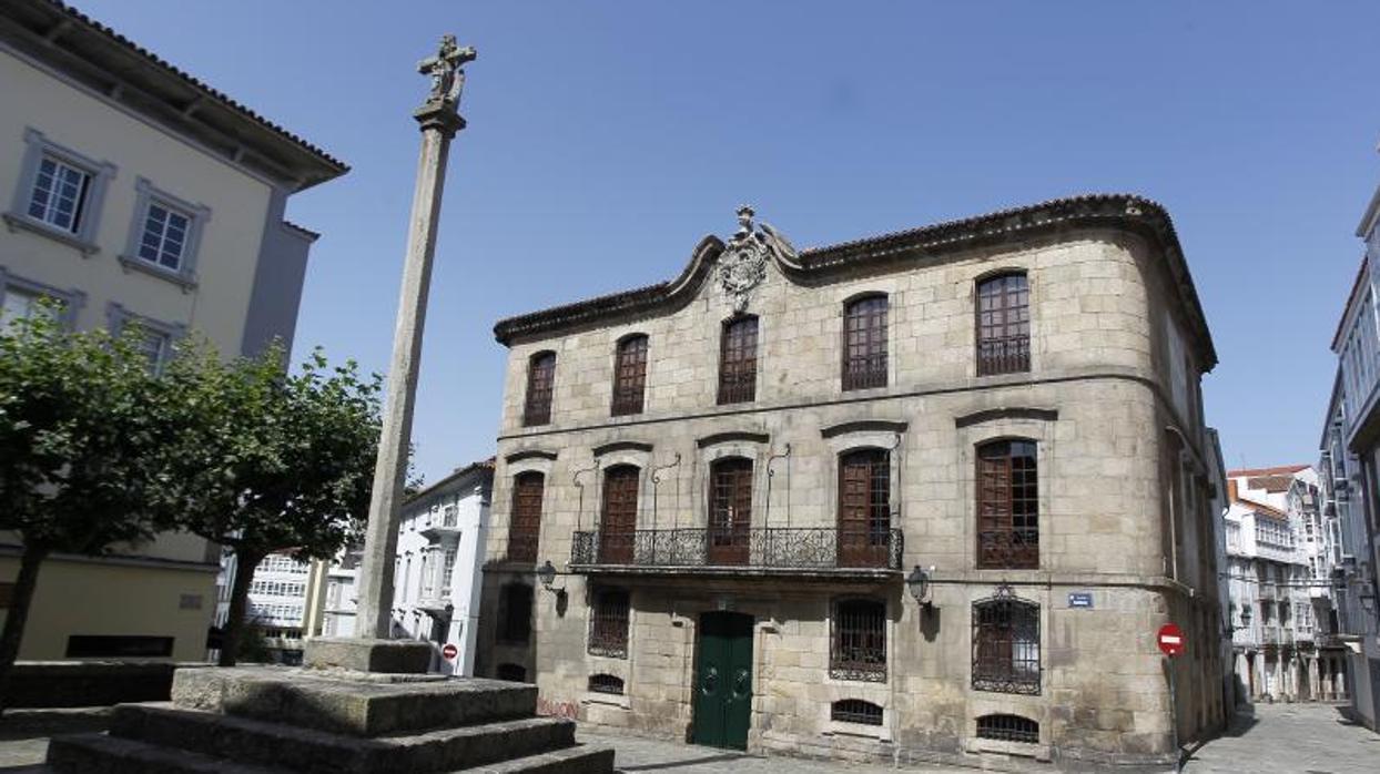 Fachada de la Casa Cornide, en la Ciudad Vieja de La Coruña
