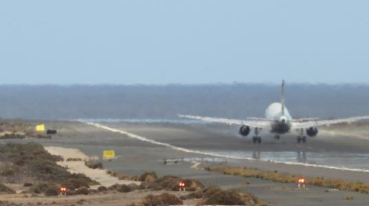 El airbus ha despegado esta mañana desde Gran Canaria y aterrizado en Nuadibú (Mauritania)