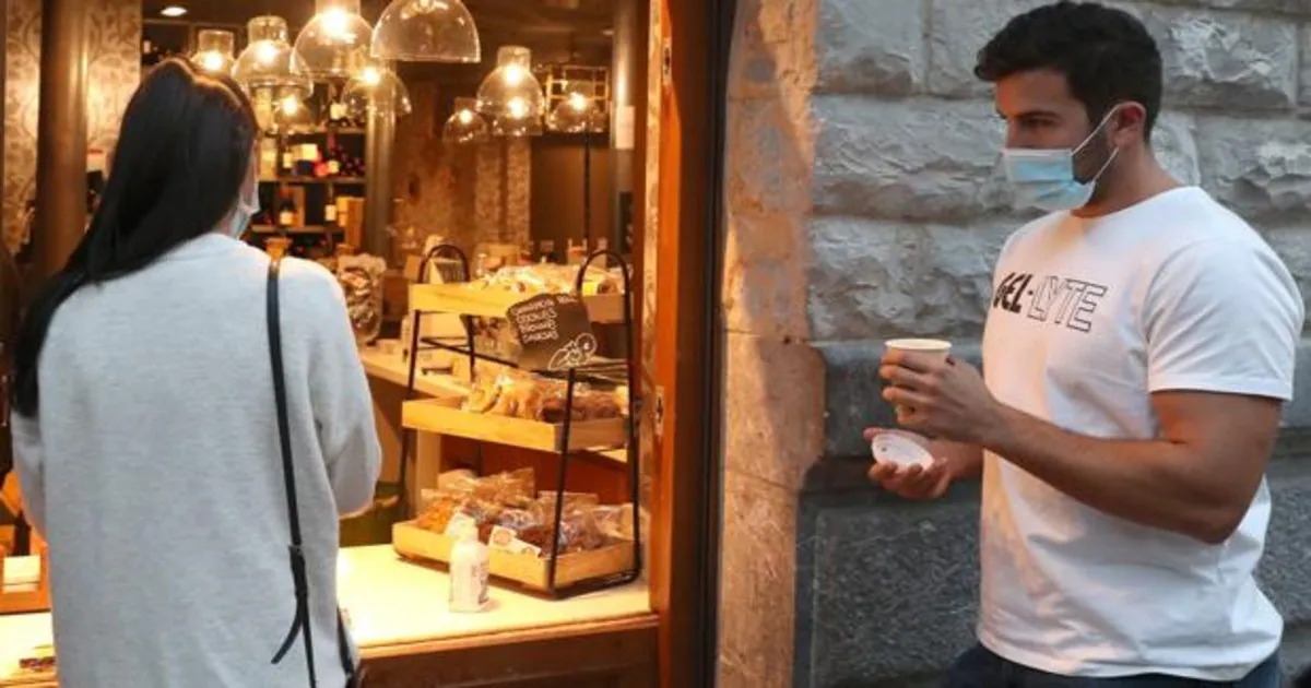 Los bares vascos podrán vender café para llevar sin comida