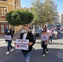 Pasacalles reivindicativo de mantener el topónimo en castellano