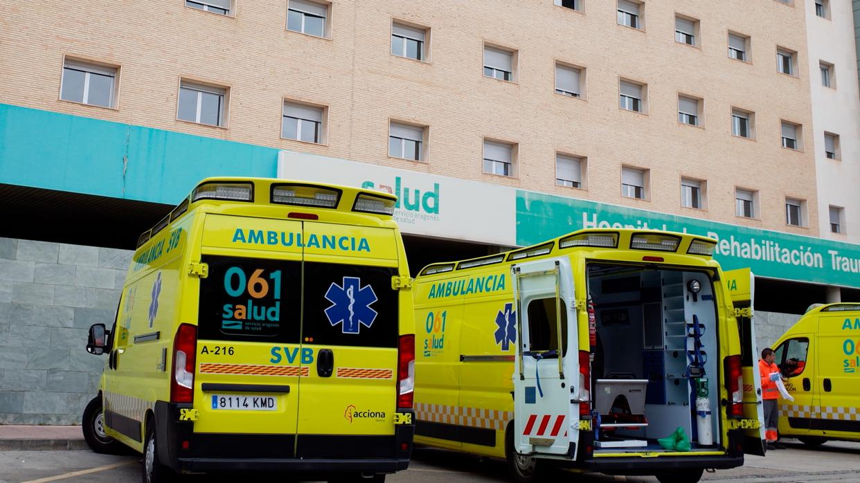 El herido permanece ingresado en el hospital Miguel Servet de Zaragoza (en la imgen), con quemaduras en el 30% de su cuerpo