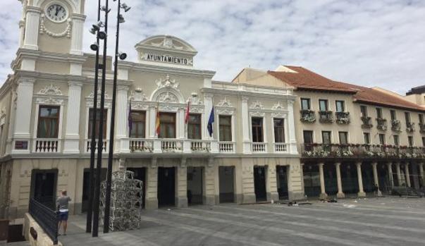 Guadalajara aprueba sus presupuestos gracias a PSOE, Ciudadanos y Aike