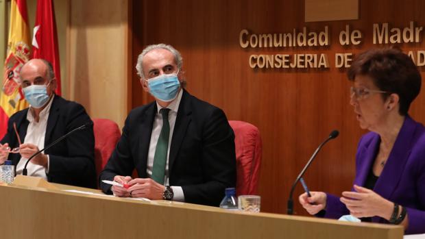 Madrid acelera para implantar también los test de saliva en farmacias