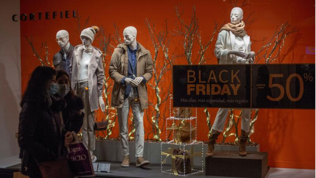 Coronavirus Galicia: menos contagios y menos personas en la UCI, con los casos activos ya por debajo de 8.000