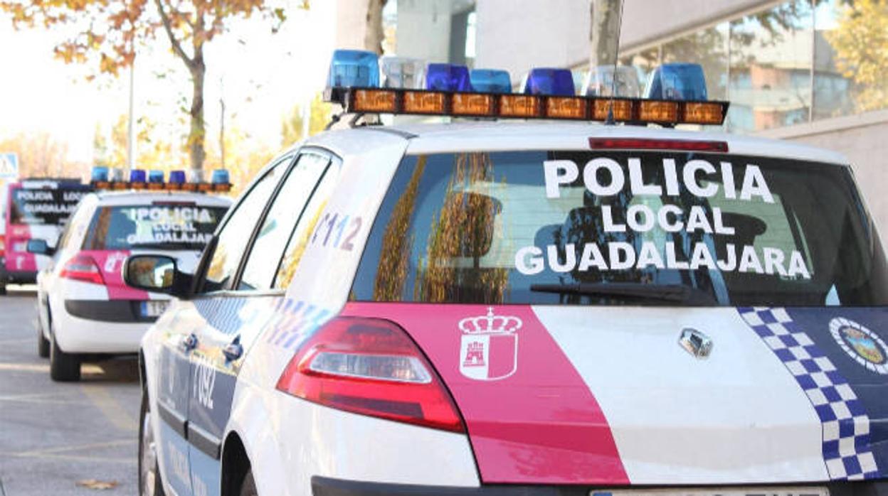 La Policía Local de Guadalajara desmantela una fiesta con 19 personas por incumplir las medidas anticovid