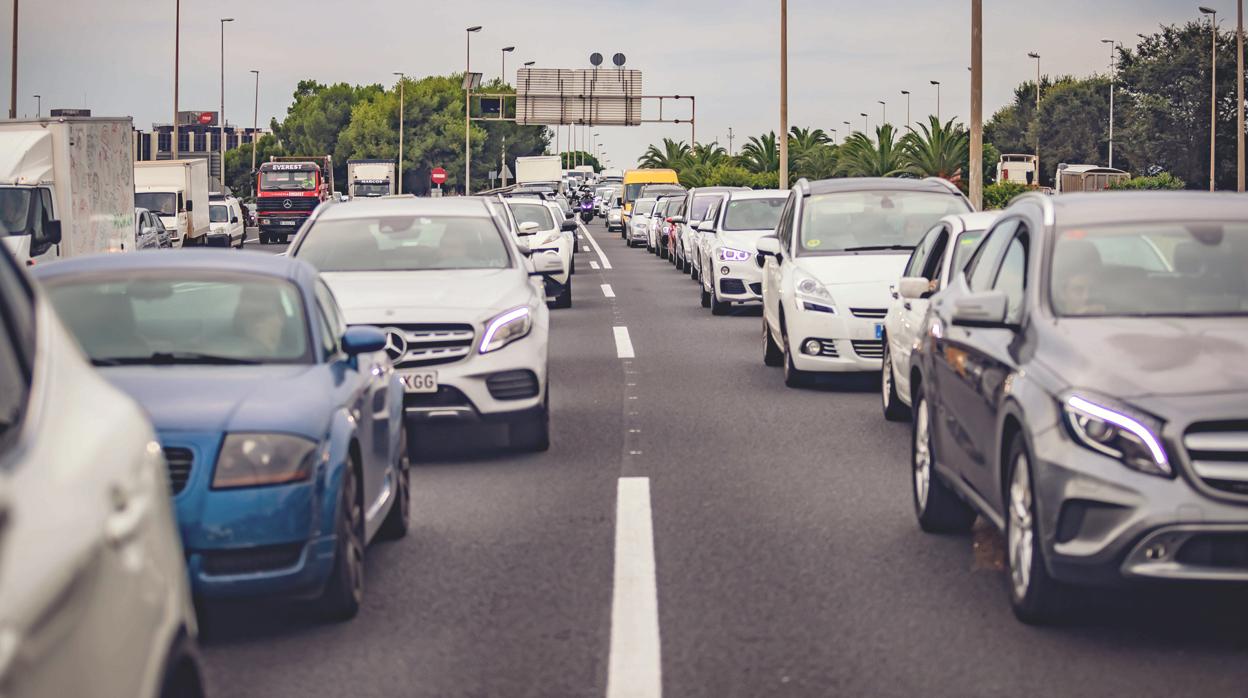 Coches en la salida de Barcelona