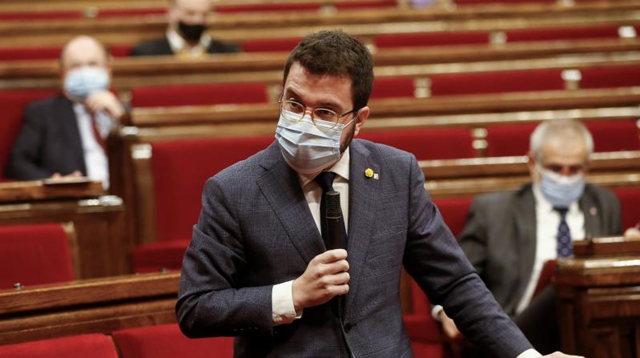 Pere Aragonès, interviniendo en el Parlamento de Cataluña