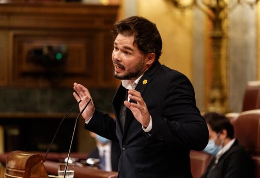 El portavoz de ERC en el Congreso, desde la tribuna de oradores