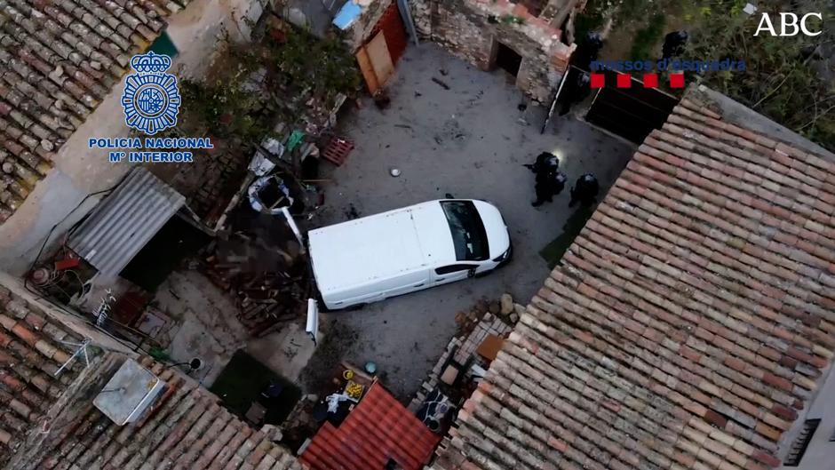 Espectaculares imágenes aéreas de la detención de un asesino huido de la justicia hacía ocho años