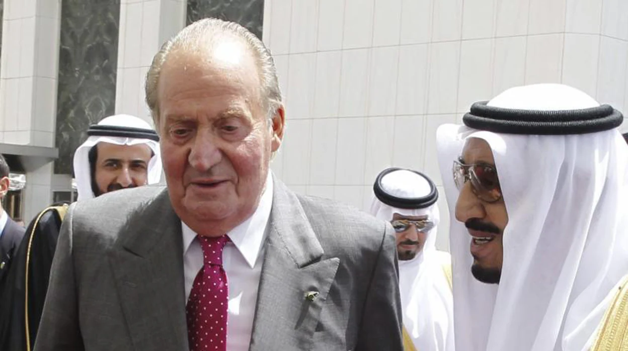 Don Juan Carlos en 2014, durante un viaje a Arabia Saudí