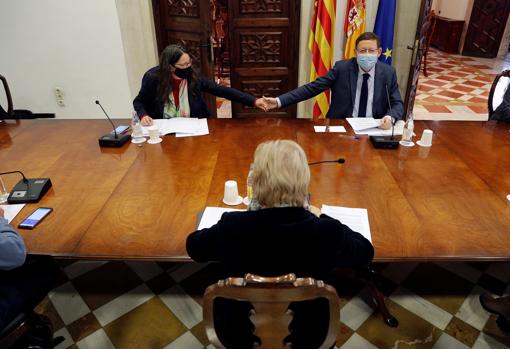 Imagen de Ximo Puig y Mónica Oltra tomada este sábado en el Palau de la Generalitat