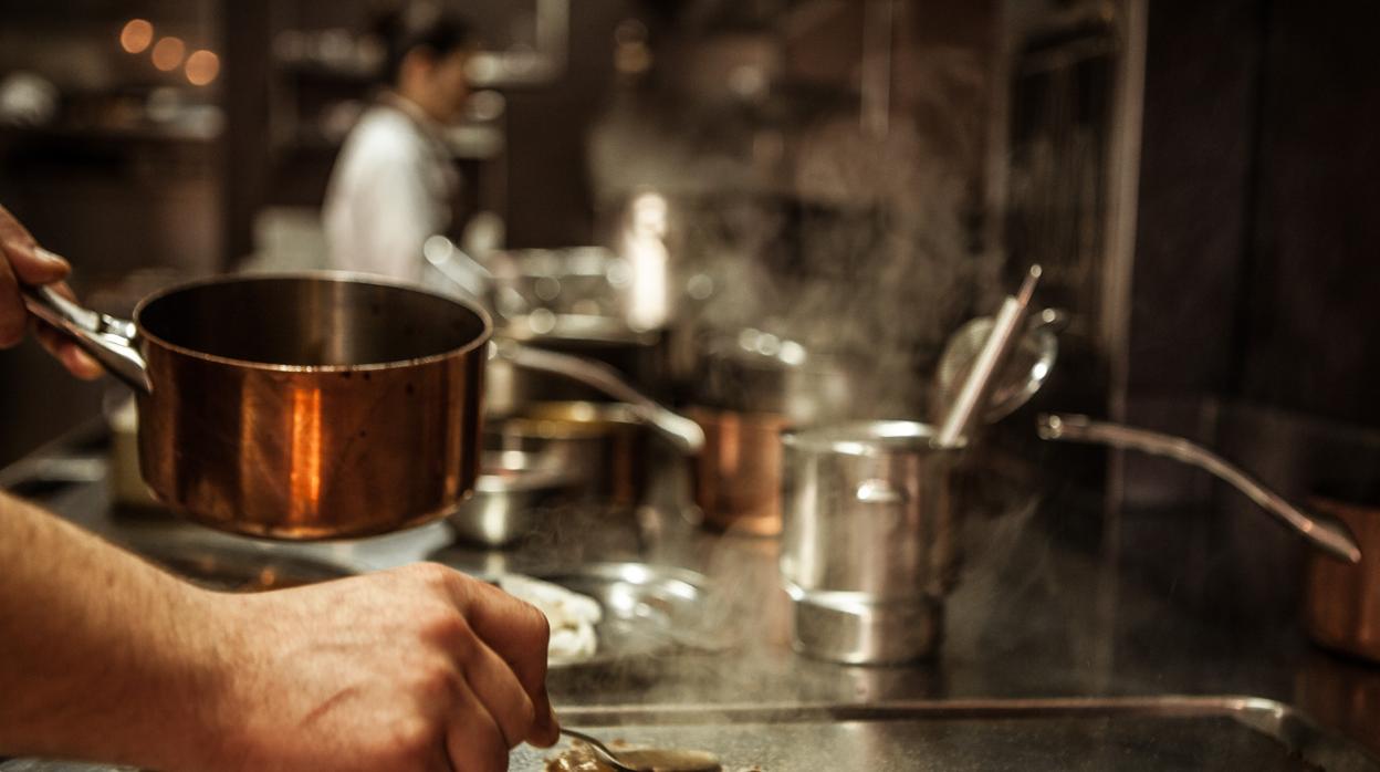 El interior de las cocinas del restaurante de Pepe Solla, en el municipio pontevedrés de Poio