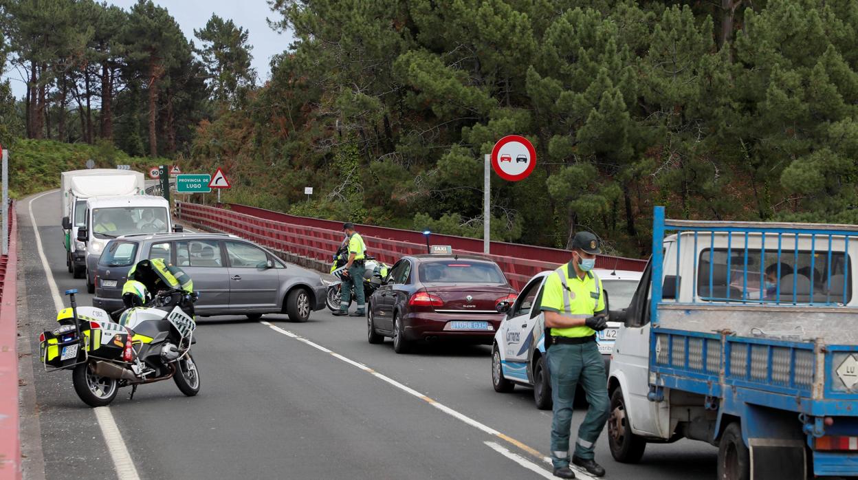 Un control de la Guardia Civil en Galicia