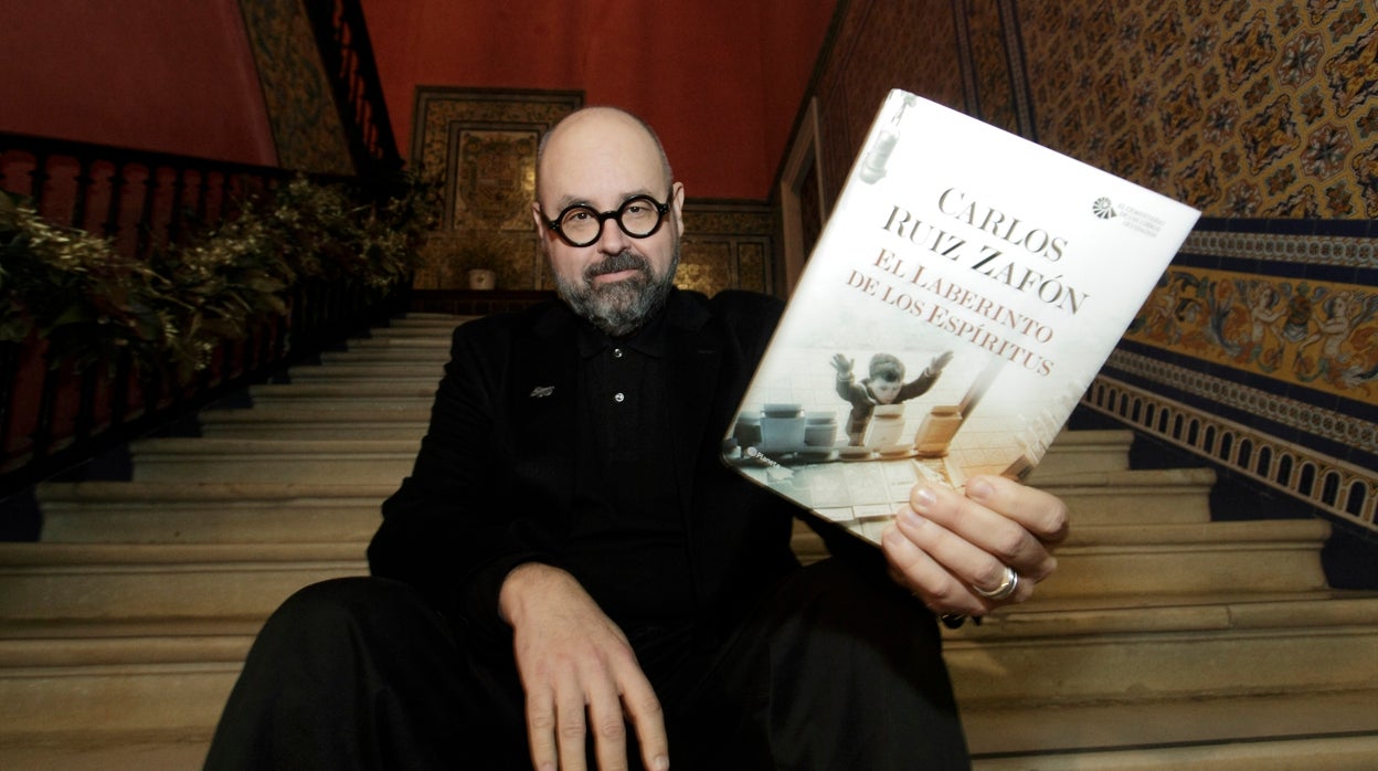 Ruiz Zafón, durante la promoción de «El laberinto de los espíritus»