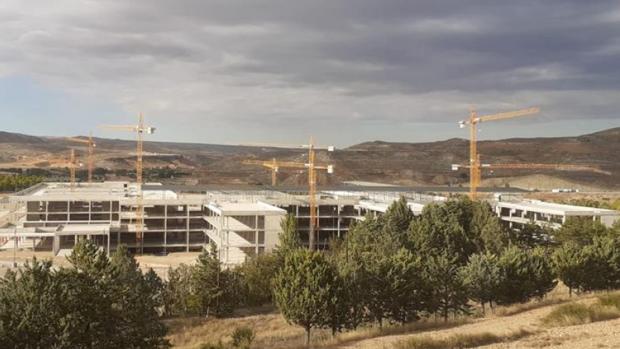 El Gobierno de Aragón licita por 33 millones las obras del nuevo hospital de Teruel que quedaron paralizadas