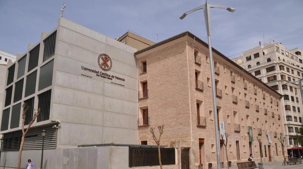 Imagen de una de las sedes de la Universidad Católica de Valencia en el centro de Valencia