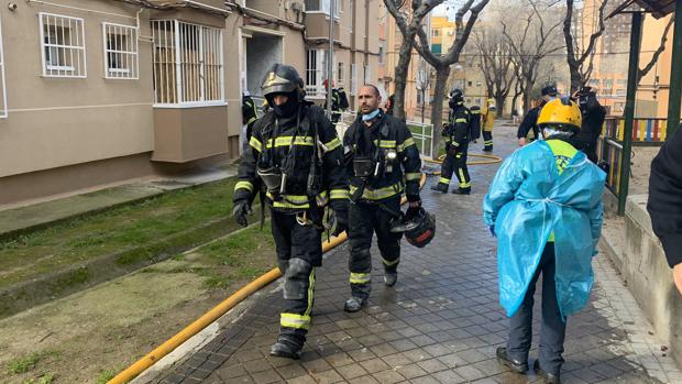Detenido un okupa por provocar un incendio con un herido grave y 17 personas intoxicadas