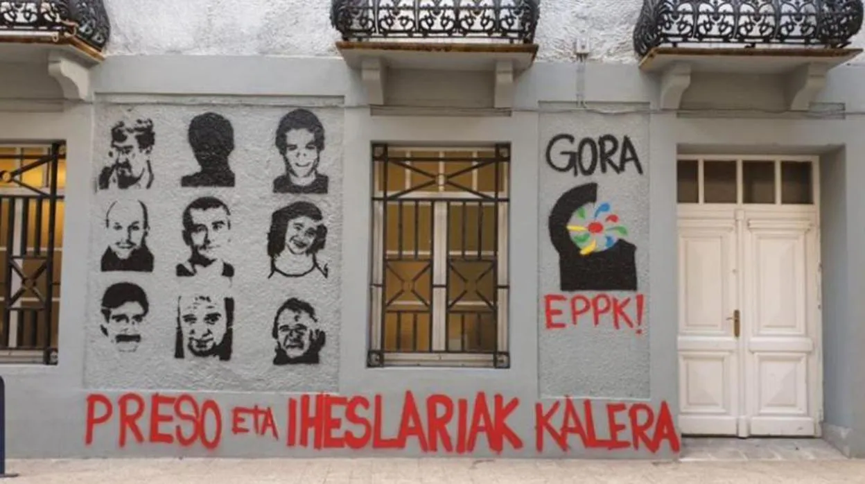 Los acercamientos de presos de ETA al País Vasco dividen al socialismo histórico