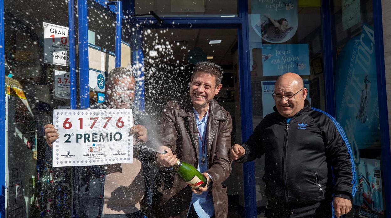 Premiados con la lotería de El Niño, en una imagen de archivo