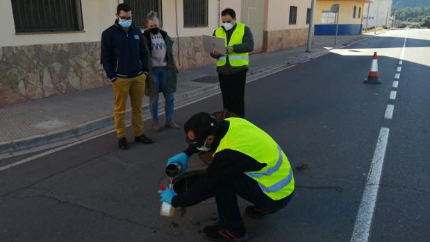 L'Alcora analiza el agua de alcantarilla para frenar y prevenir la presencia de virus de Covid-19