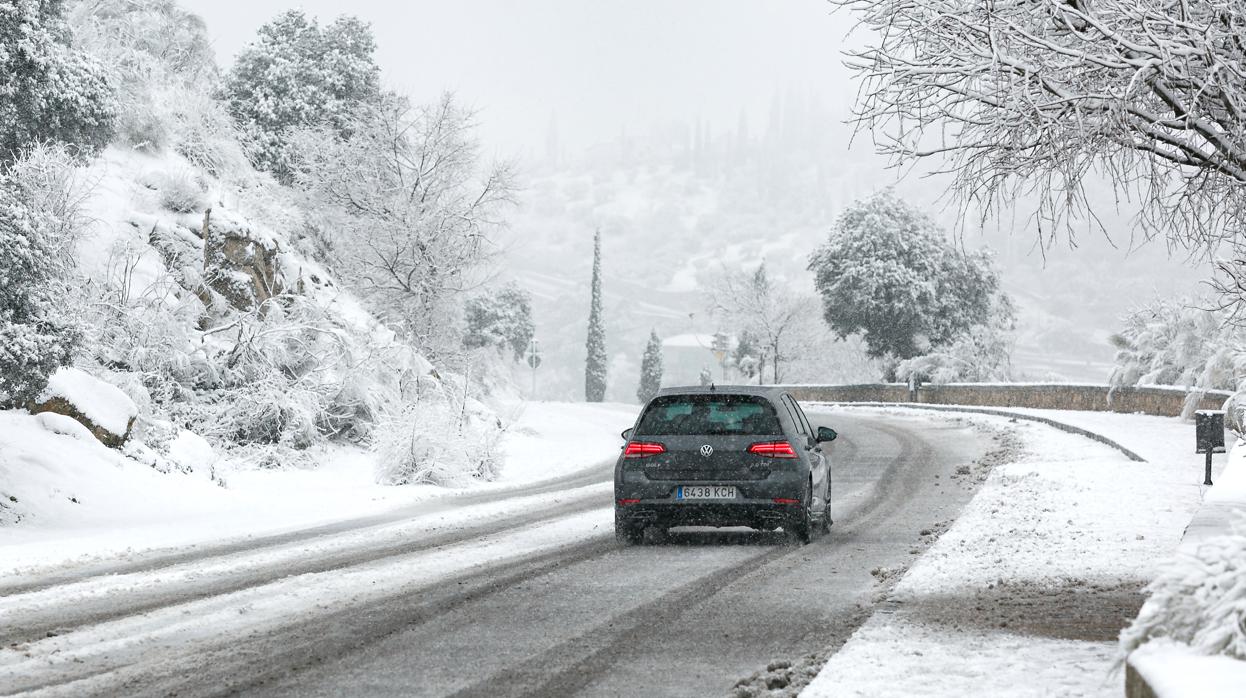 En Castilla-La Mancha hay 115 carreteras afectadas por la nieve, dos intransitables