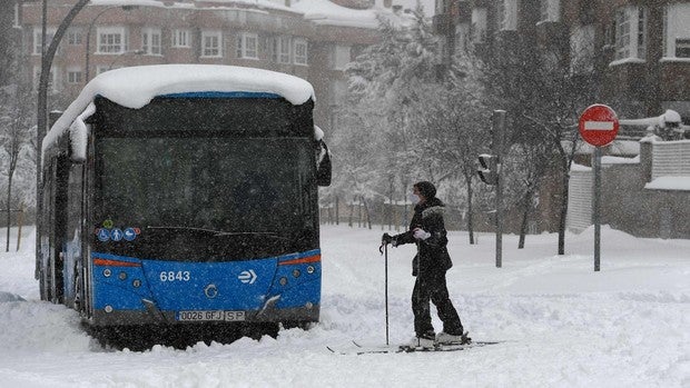 Los autobuses de la EMT y la recogida de basuras en Madrid seguirán suspendidos hasta nueva orden