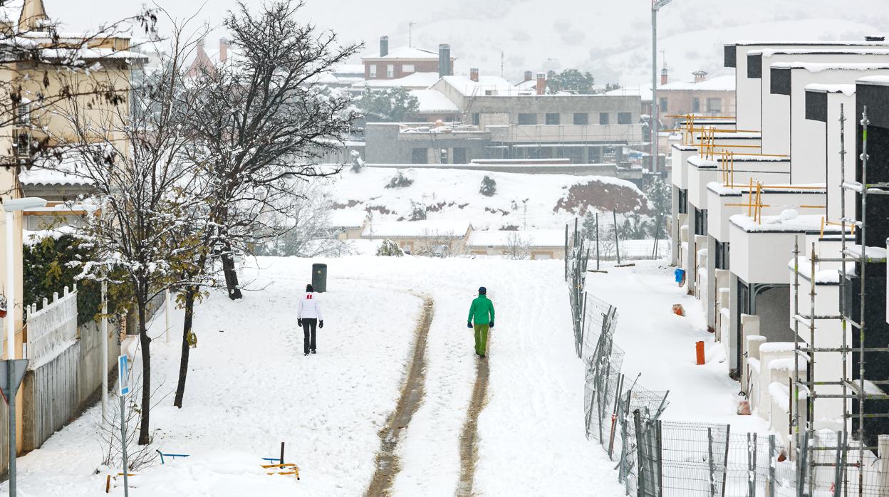 Nieve en la urbanización La Legua