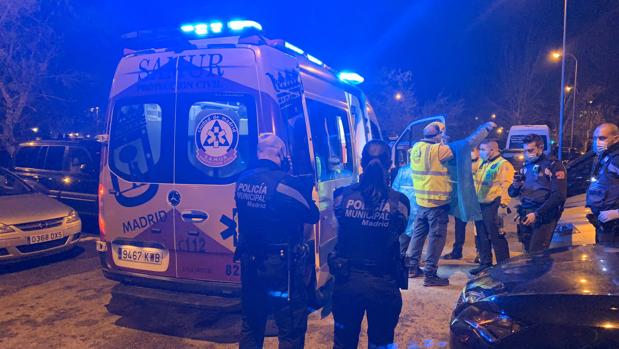 Herido grave un adolescente de 15 años tras recibir varias puñaladas en Carabanchel