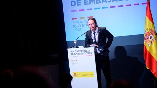 Iglesias reitera sus palabras sobre Puigdemont: «No me voy a sumar a la criminalización del independentismo»