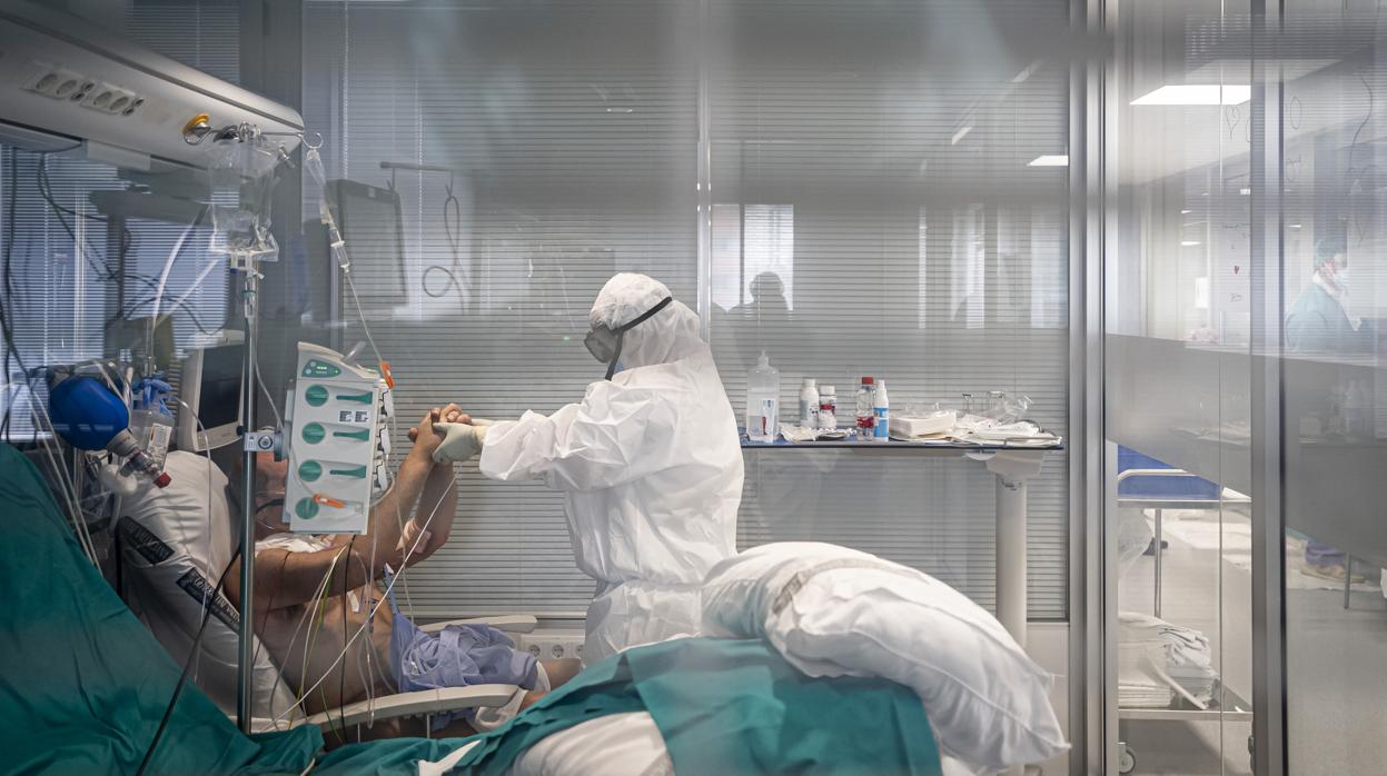 Imagen de archivo de pacientes de coronavirus en el Hospital Arnau de Vilanova de Valencia