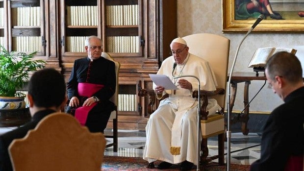 El Papa Francisco muestra «su cercanía y afecto» con Madrid tras la explosión de un edificio parroquial