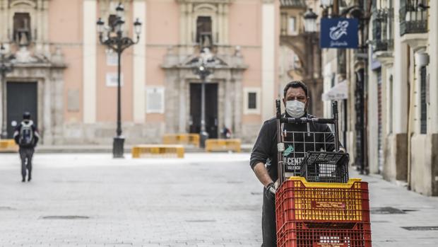 Restricciones en Valencia: el Ayuntamiento prohíbe los mercadillos y el Rastro por el coronavirus