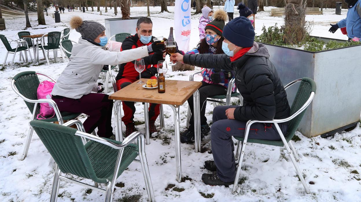 Uno de los bares de Castilla y León con la terraza disponible para sus clientes