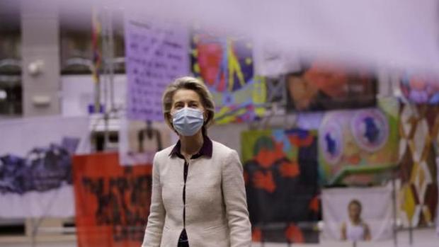 Bruselas recomienda aislar todas las zonas con una incidencia superior a 500 casos por 100.000 habitantes