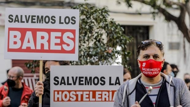 Restricciones en Valencia: los hosteleros califican de «insulto» para las pymes las ayudas de dos mil euros