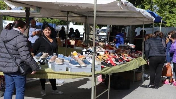 Venta ambulante, feriantes y ocio nocturno accederán a 65 millones