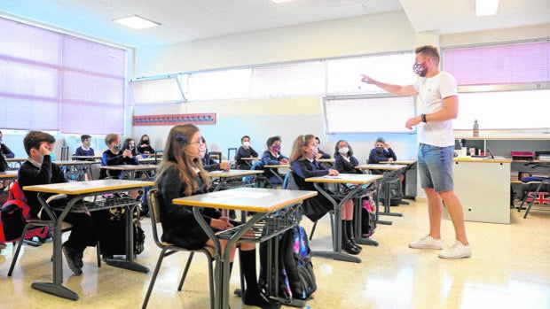 Educación cierra un acuerdo «único» sobre la concertada que introduce la jubilación parcial