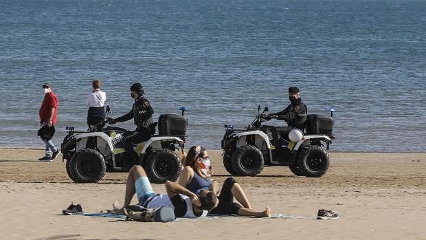 Restricciones en Valencia: la mascarilla pasa a ser obligatoria para practicar deporte y en las playas