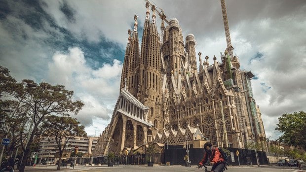 El sinuoso e interminable camino de la Sagrada Familia hacia la eternidad