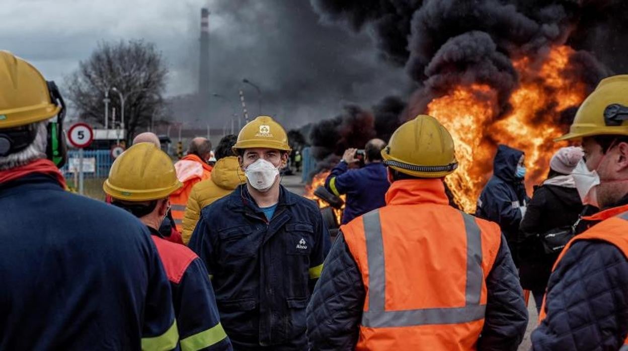 Protestas de los trabajadores de Alcoa en una imagen de archivo