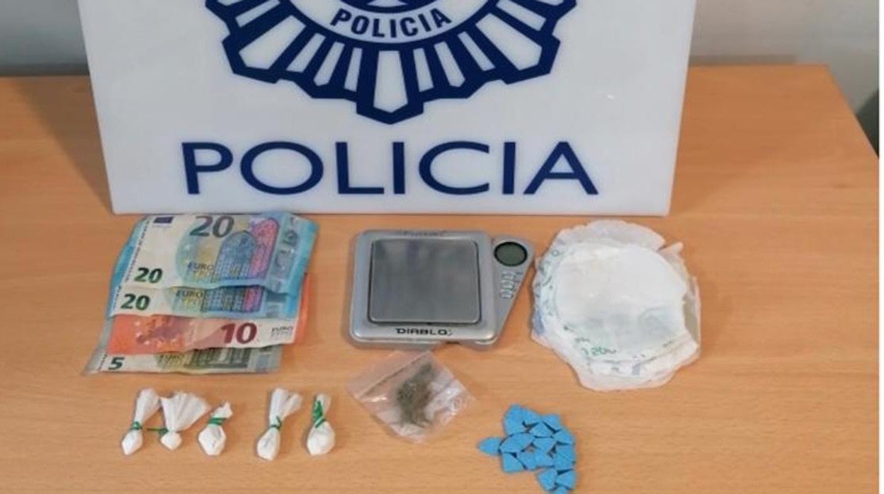 El detenido vendía cocaína y éxtasis