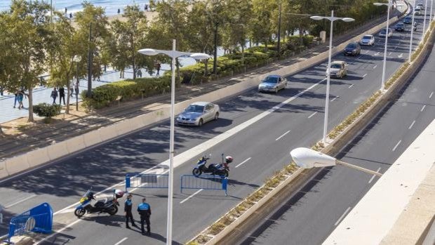 Restricciones en Alicante: disuelven veinte fiestas en viviendas y tres botellones el sábado por la noche