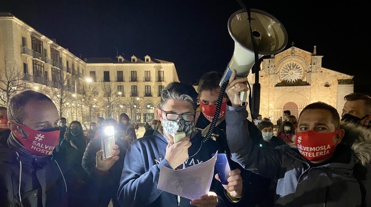 Protestas de la hostelería, anoche en Ávila