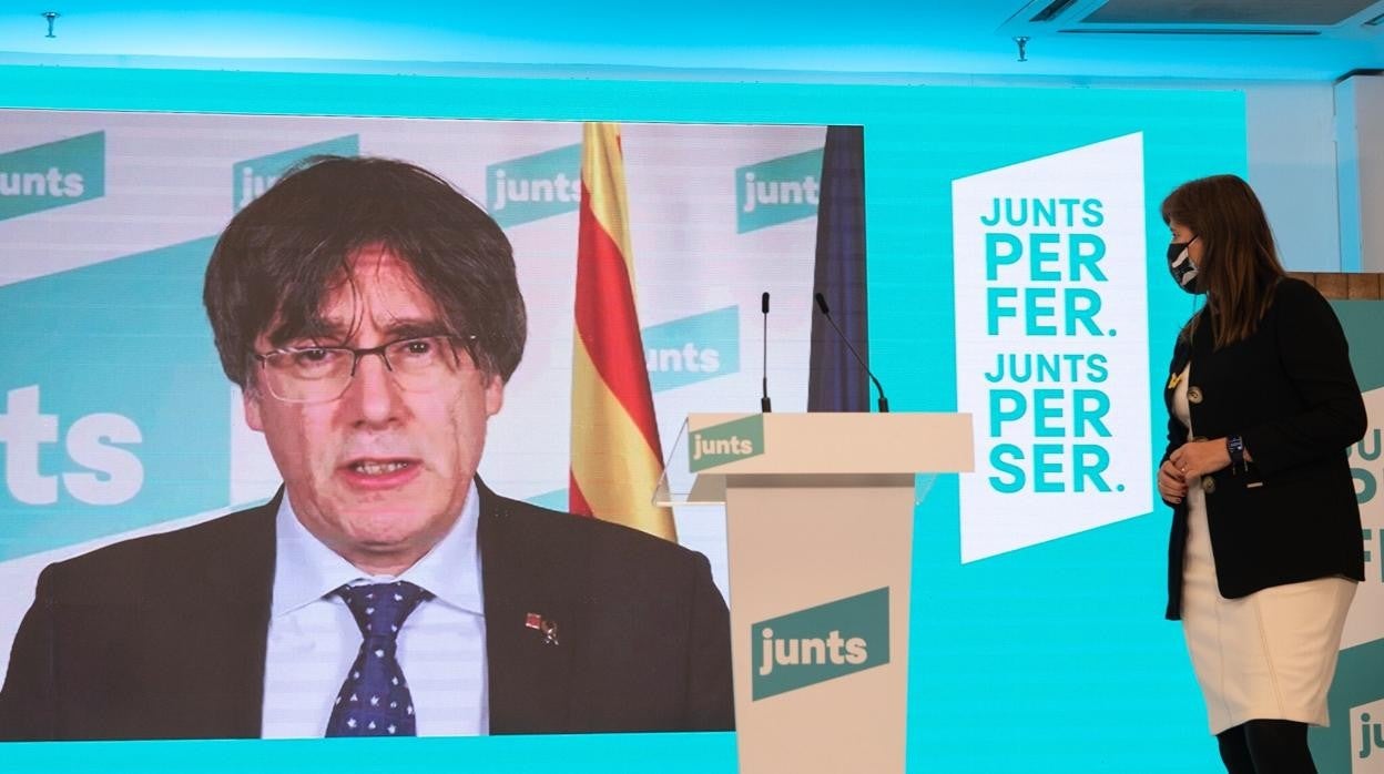 El informe del Parlamento Europeo propone levantar la inmunidad de Puigdemont