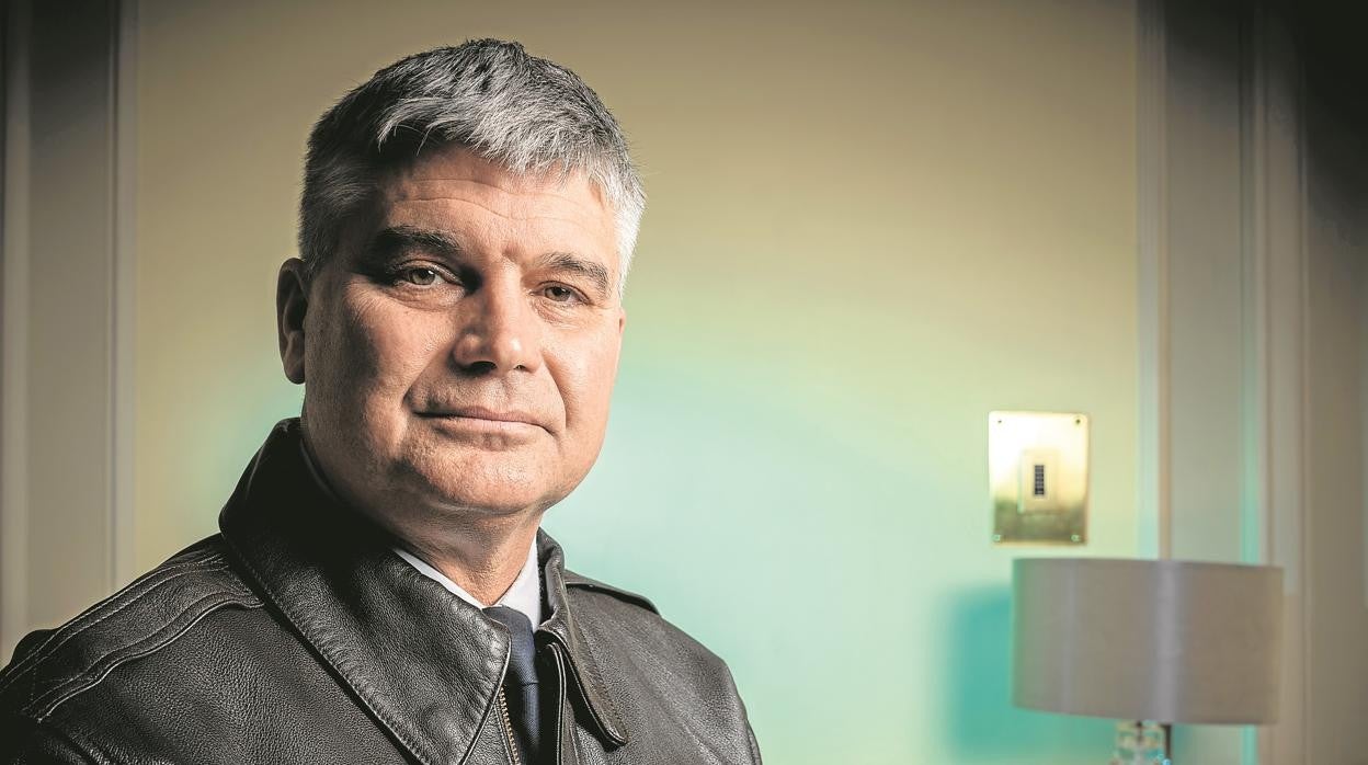 Kirk Smith posa para ABC en el hotel Palace de Madrid