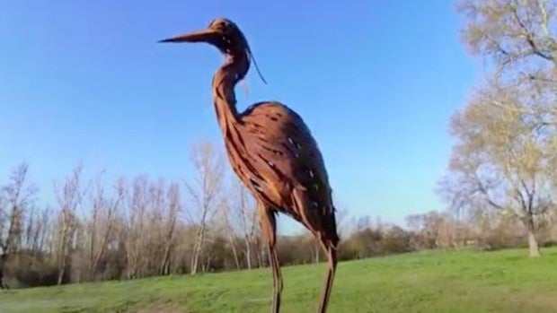 La garza, el pájaro carpintero y las hormigas, los tres nuevos vecinos de hierro de la Isla del Soto