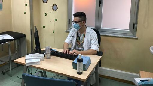 Mario Mosquera, MIR de Pediatría en el Hospital Clínico de Salamanca