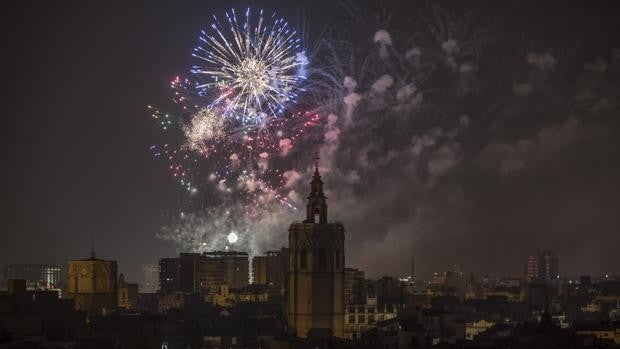 Valencia se resarcirá de su segundo marzo sin Fallas con castillos de fuegos artificiales por toda la ciudad